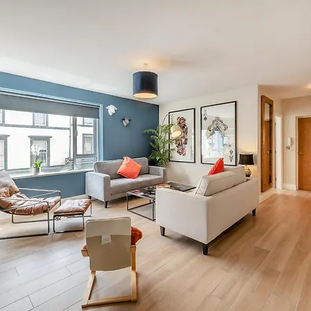 Station Street Semesterbostad