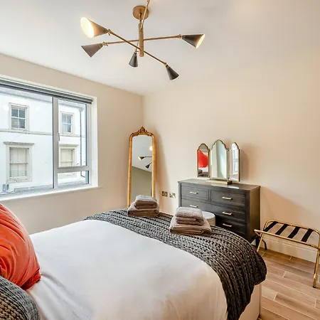 Semesterbostad Station Street